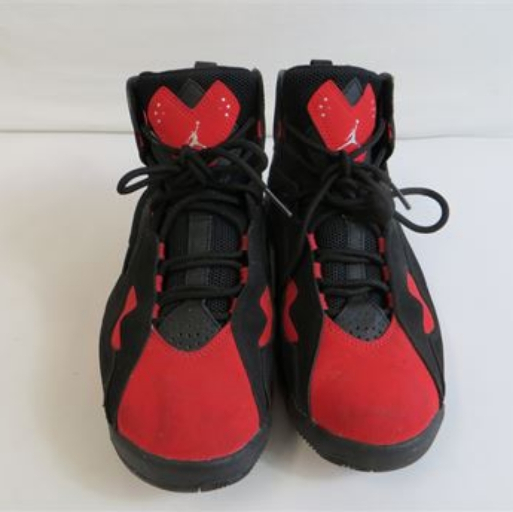 Jordan True Flight Shoes Sz 9